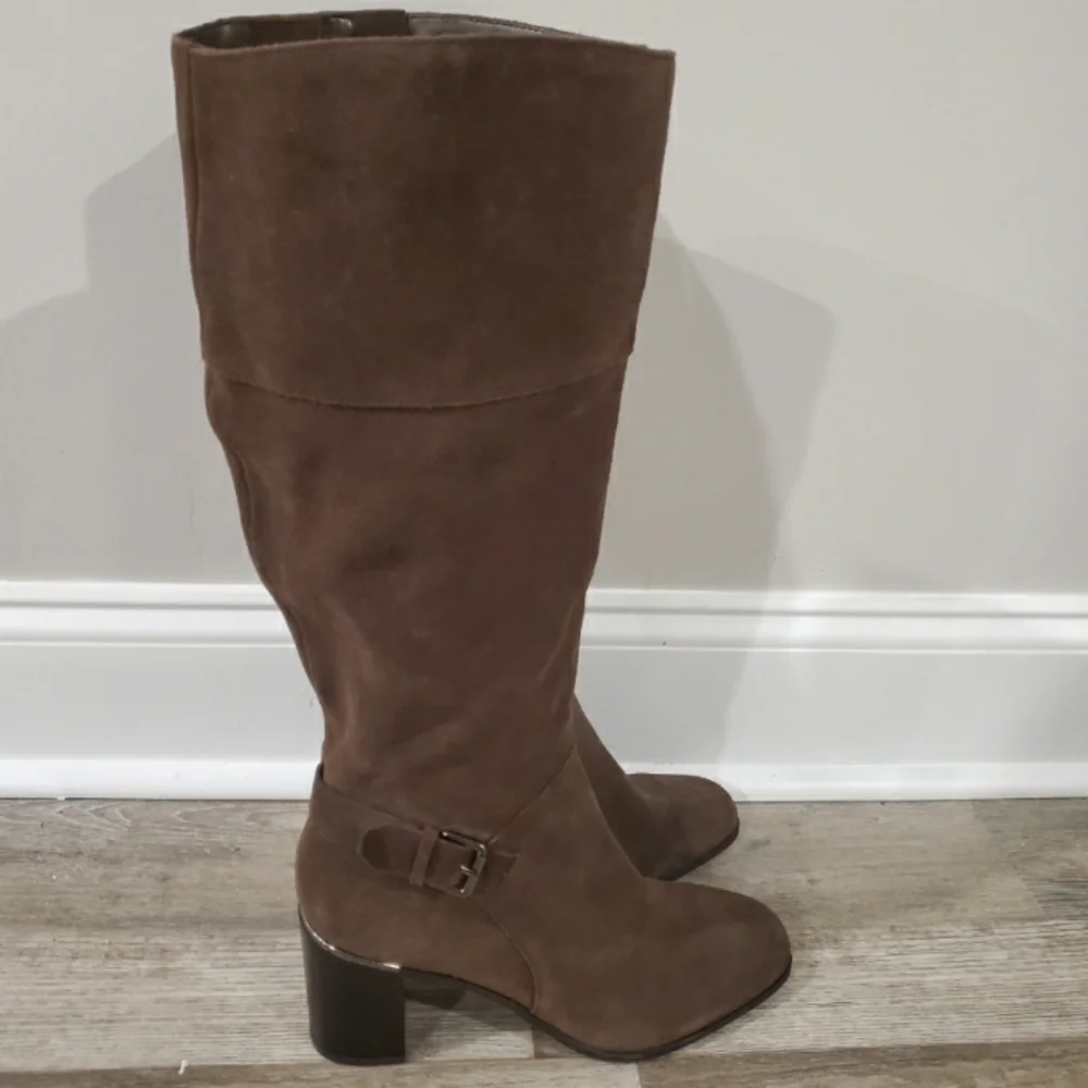 Bandolino Ollia Suede Block Boot SZ 10